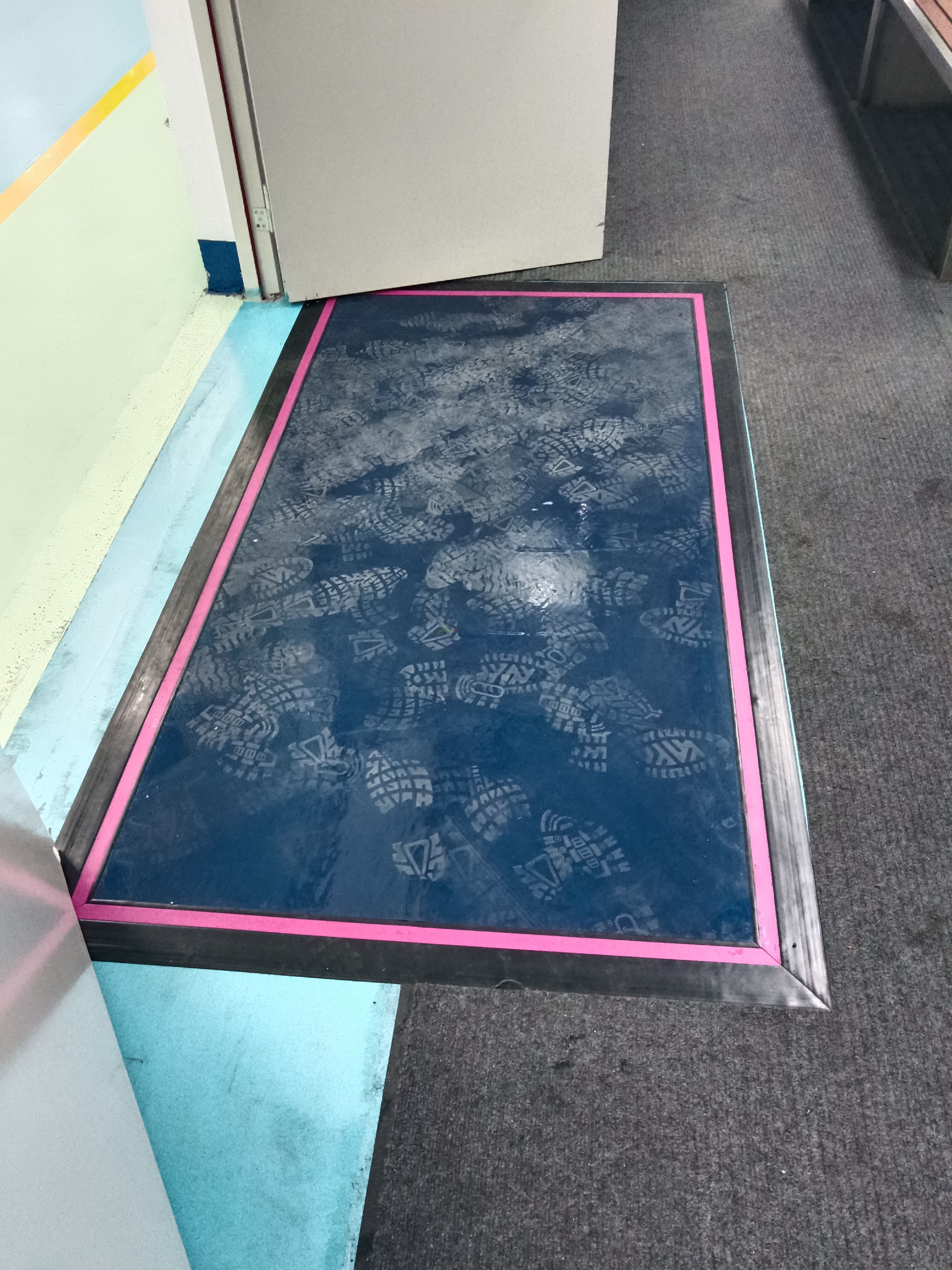 AGV可水洗除塵墊是什么